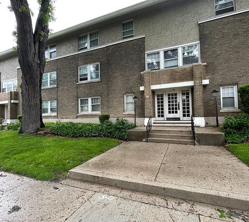 1st image of 2114 E Woodstock Pl #5