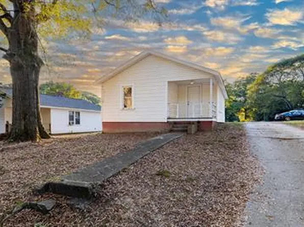 109 Cleveland Ave, Albemarle, NC 28001