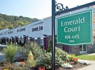 1202 Village Rd, Pittsburgh, PA 15205