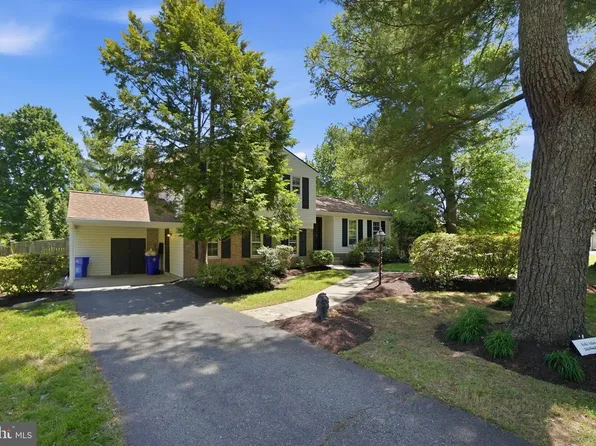 6701 Heatherford Ct, Derwood, MD 20855
