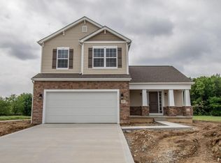 195 Almahurst Rd, Pataskala, OH 43062