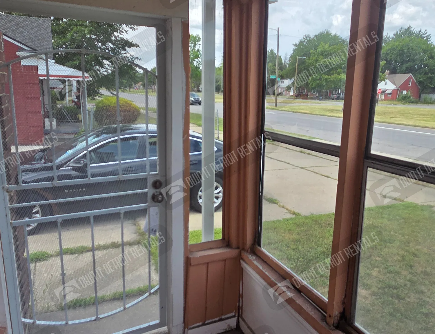 Side by side 2B — Photo 3