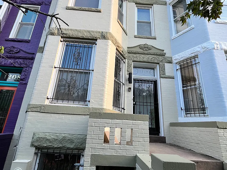 1210 Girard St NW #A — Photo 1