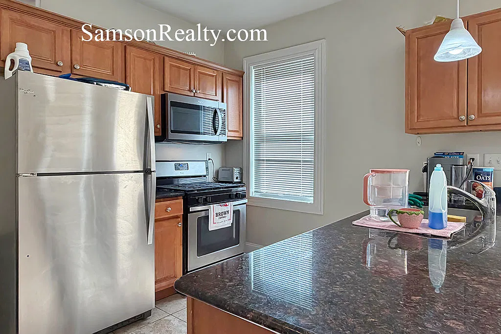 1 bed, 971 sqft, $2,800 — Photo 3