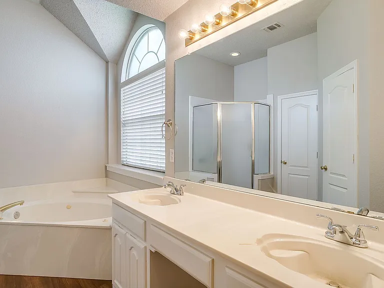 7617 Blossom Dr — Photo 23