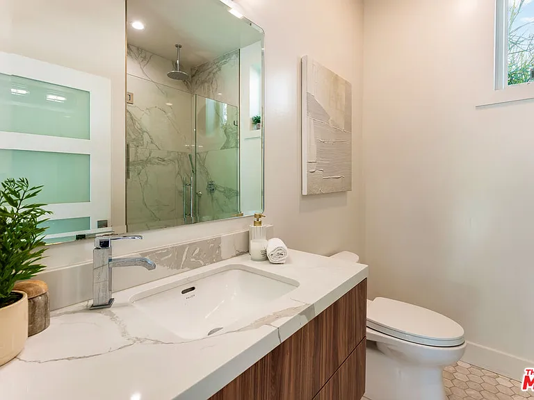 443 W Avenue 37 — Photo 20