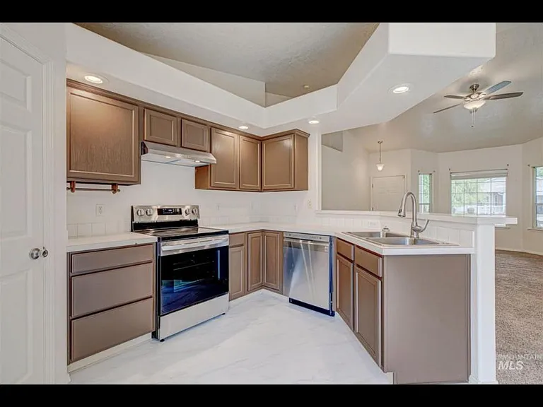1400 W Hasket Ct — Photo 4
