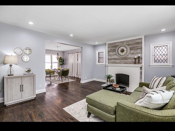 3rd image of 17351 Pennington Ave