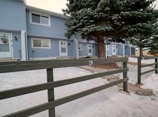 195 N Manora Pl NE #42, Calgary, AB T2A5J8