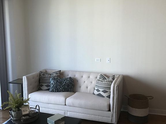 4th image of 650 W Wayman St Unit 704C