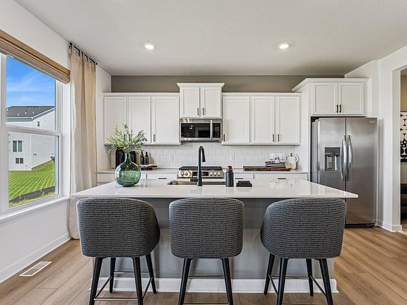 2nd image of 7629 Lotus Ln