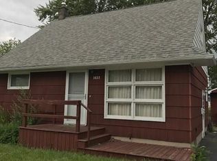 1432 97th St, Niagara Falls, NY 14304