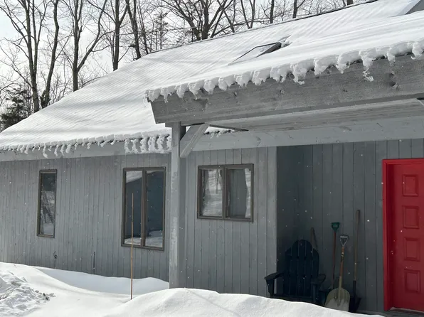14 Nearing Road, Winhall, VT 05340