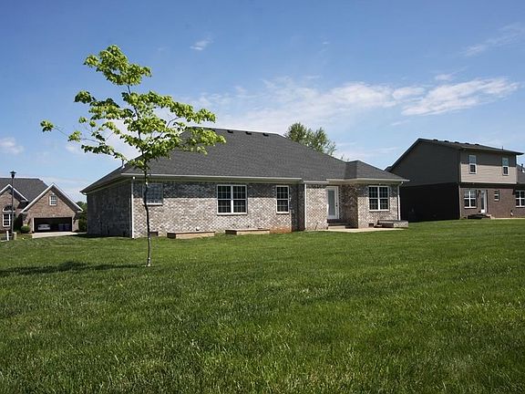 3rd image of 428 Fonso Cir