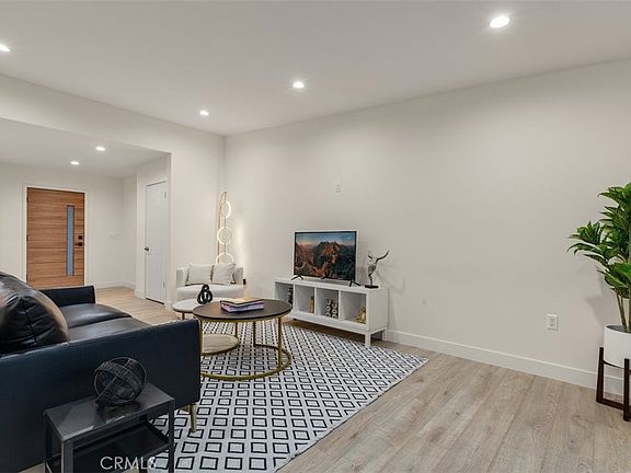 5th image of 5115 Rigoletto St