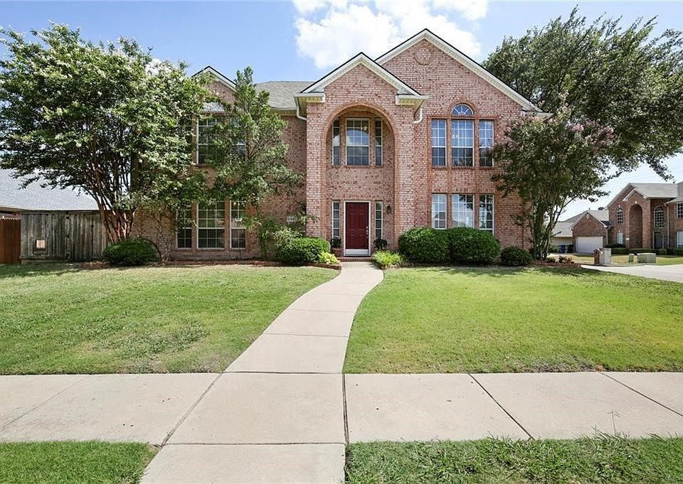 1st image of 11909 Wildwood Ln