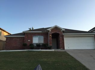 1115 Chancellorsville Pkwy, Grand Prairie, TX 75052