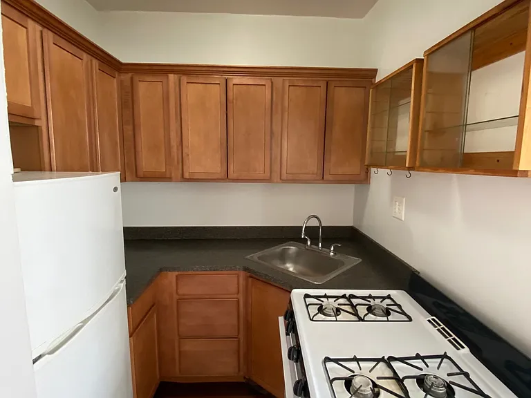 4866 N Magnolia Ave #212 — Photo 4