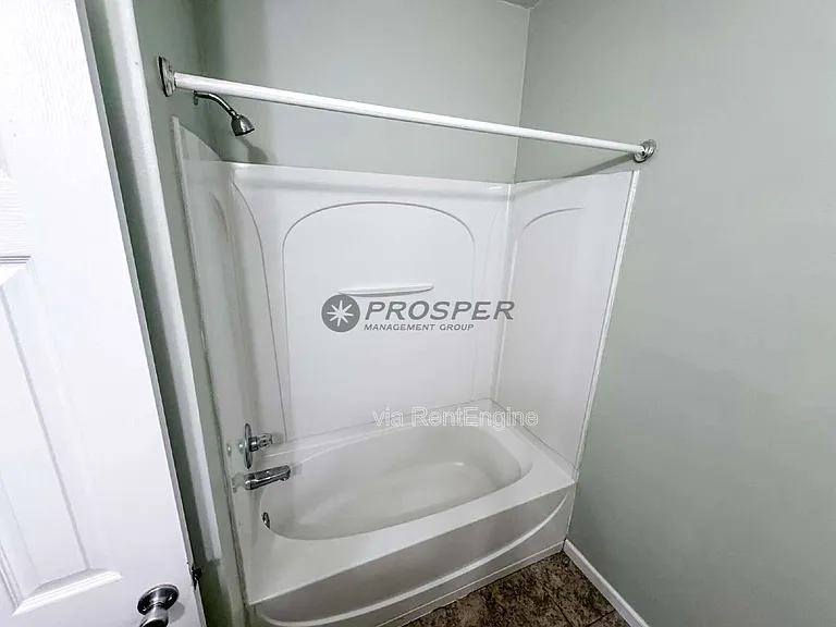 4 Bellflower Ct — Photo 29
