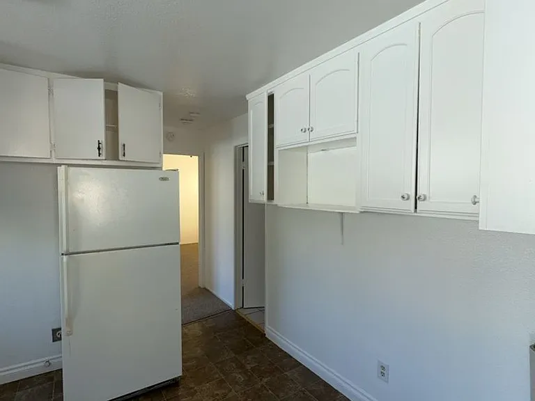 13445 Lakeshore Dr — Photo 5