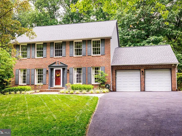 2904 Pebble Beach Dr, Ellicott City, MD 21042