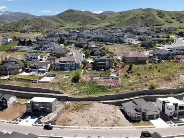 871 S Winter Ln, North Salt Lake, UT 84054