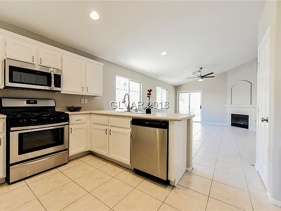 5th image of 8933 Medicine Wheel Ave