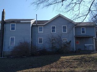 9246 Chestnut Ridge Rd, Middleport, NY 14105