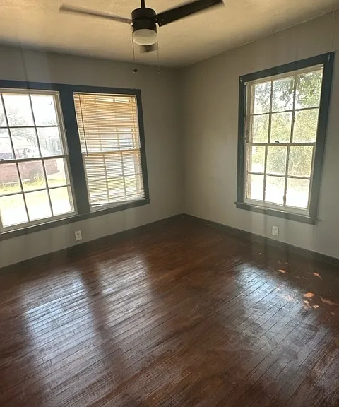 4204 S Monroe St — Photo 4