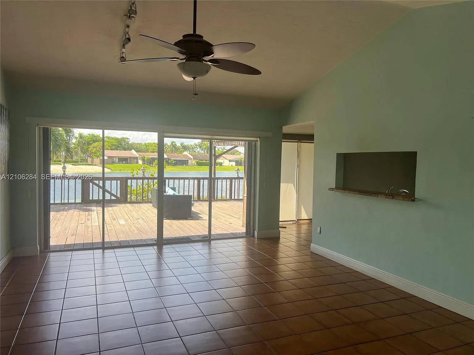 Devon Aire Villas Sec 9 — Photo 3