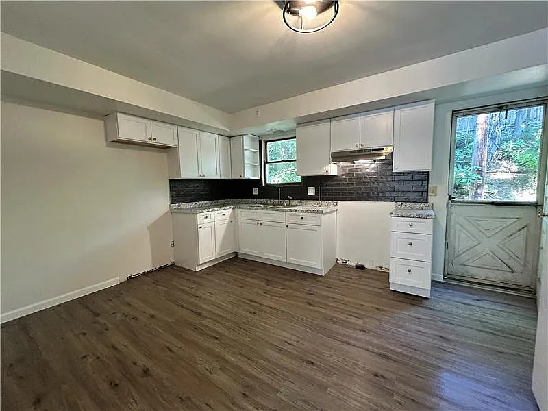 2 bed, $850 — Photo 4