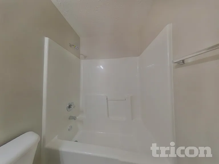 5733 Partin Ln — Photo 15