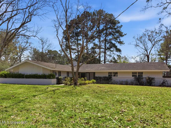 704 N Kathy Cir, Canton, MS 39046