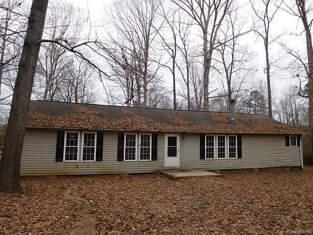 1st image of 176 Thornwood Ln
