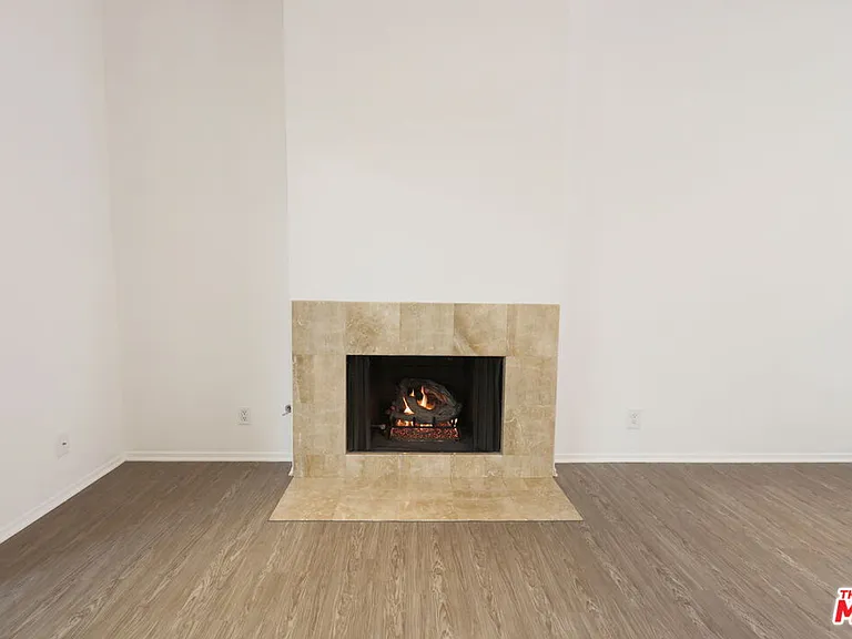 21821 Burbank Blvd #151 — Photo 10