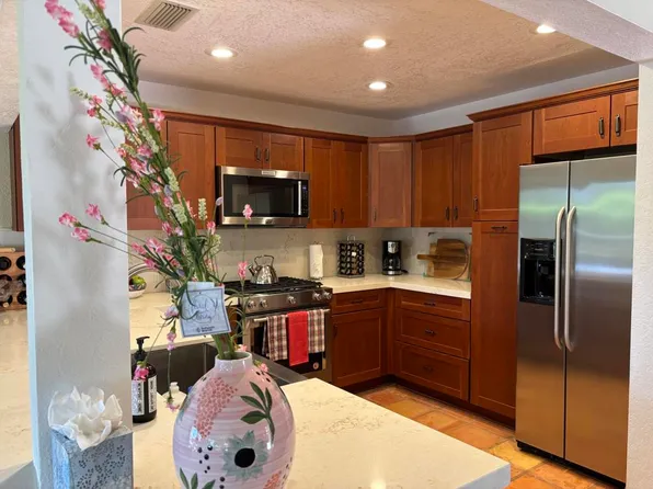 41545 Woodhaven Dr E, Palm Desert, CA 92211