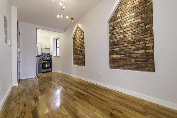 Rented by Nooklyn NYC LLC | media 9