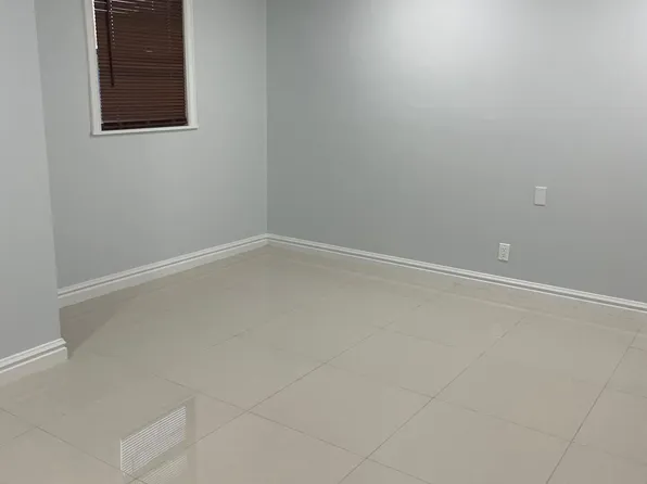 10341 NW 6th Ave, Miami, FL 33150