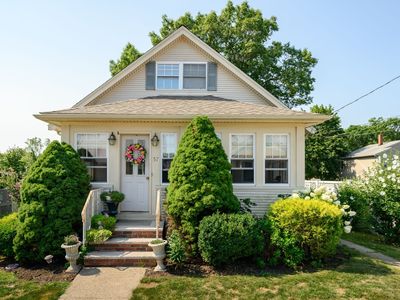 57 Columbus Ave, Braintree, MA, 02184