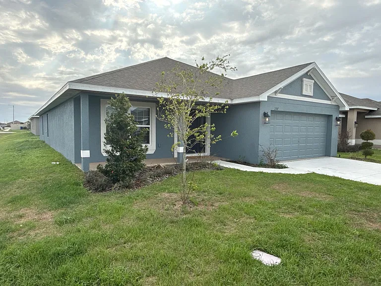 2107 Cartgate Ln — Photo 2