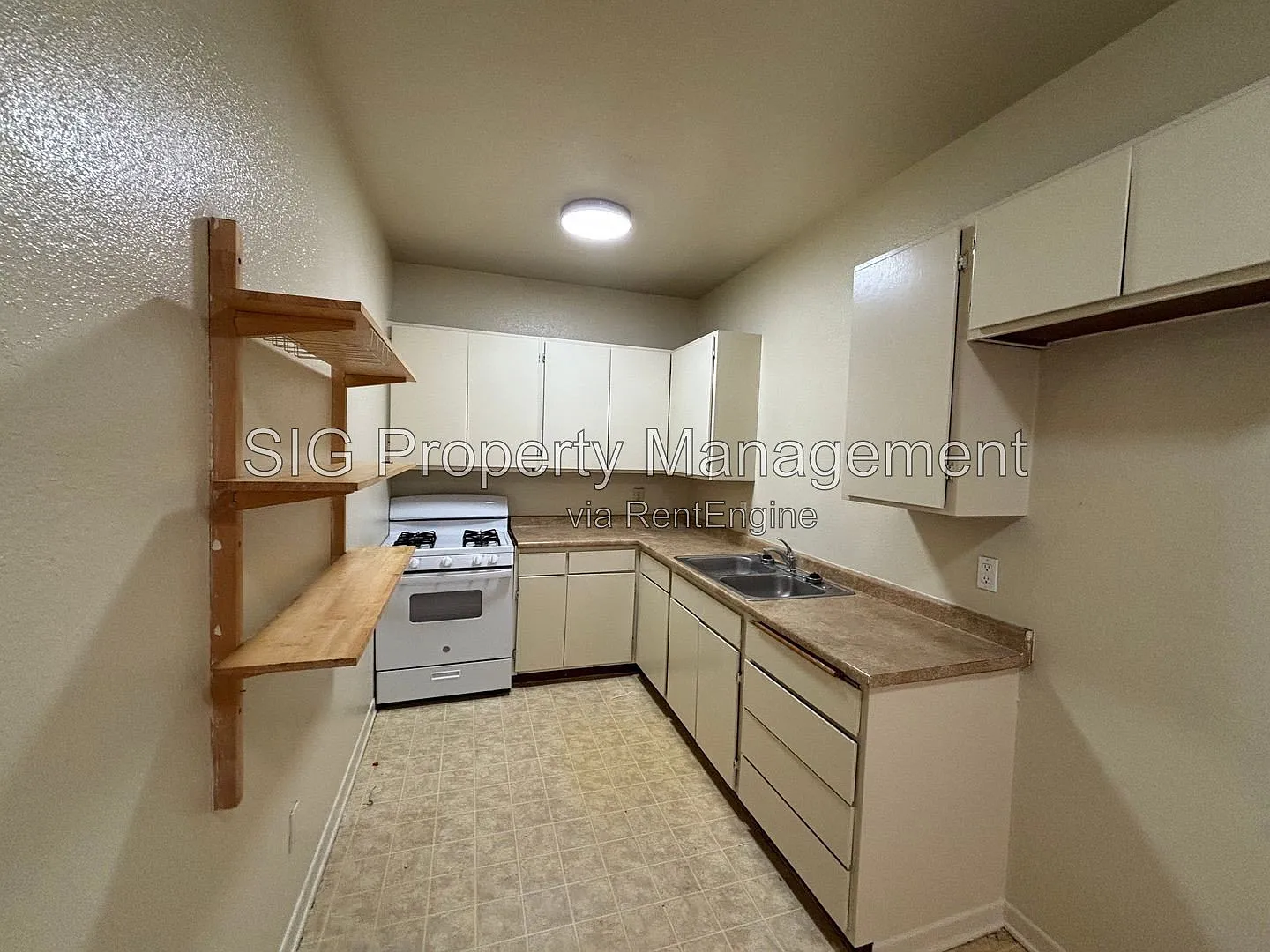 1 bed, 1.0 bath, $1,550 — Photo 2