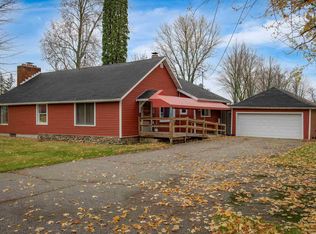 112 W Fraser St, Coleman, MI 48618