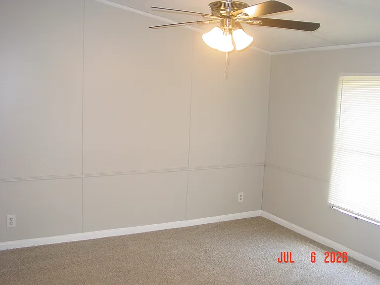 524 Strickland Cir — Photo 9