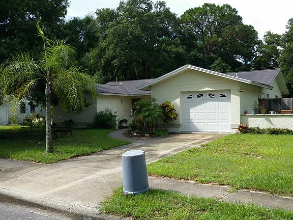 4th image of 5562 Rollingwood Dr