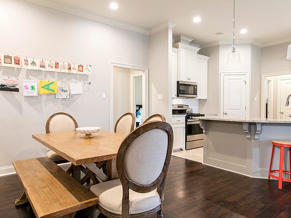5th image of 300 Benedict Dr