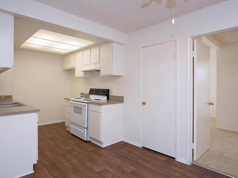 Five Coves Apartment Homes — Photo 17