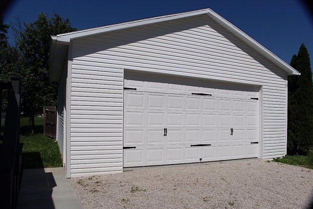 2nd image of 312 Wanda Rd