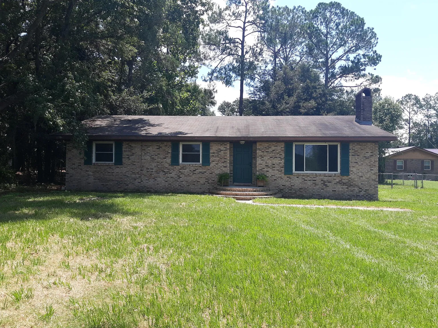 3 bed, 1624 sqft, $1,700 — Photo 2