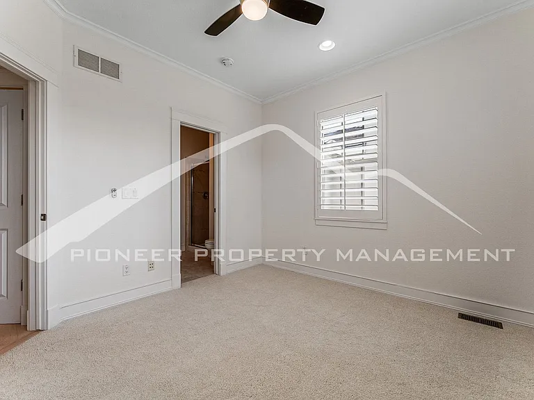 9151 E 29th Ave — Photo 24