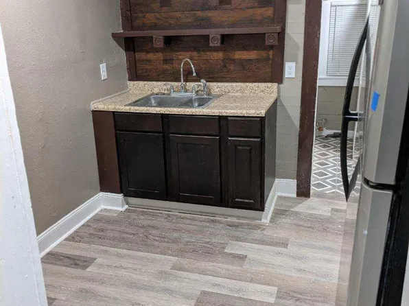 1304 N V St, Pensacola, FL 32505